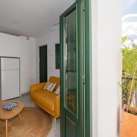 Lovely House In Peaceful Courtyard Benalmádena Buitenkant foto